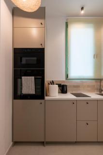 Leonida's Apartment 3 - 3