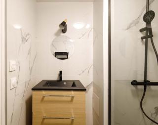 Chambre privée et confort dans logement partagé - 5