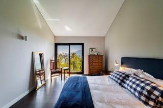 Luxury Villa Retreat with Garden Lake Views & Nature Setting by GuestLee - 6