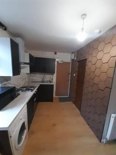 Luxury Lounge Apartment - 8