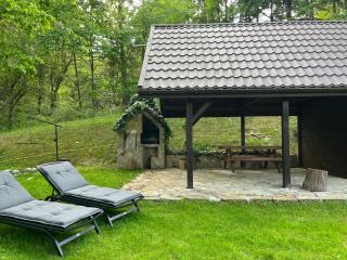 Domek nad stawem - 4