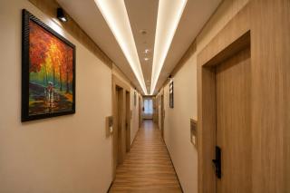 Hotel Maniratna Premium - 4