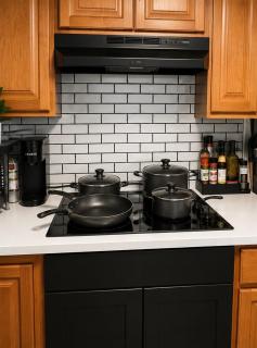 Private King Suite Near DC & Joint Base Andrews - 4