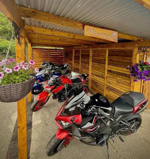 Restaurant und Pension Zur Puppenstube - 8