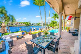 Waterfront Heated Pool Canal View Access Coastal Key VlLLAS - 8