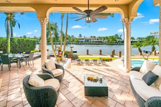 Waterfront Heated Pool Canal View Access Coastal Key VlLLAS - 4
