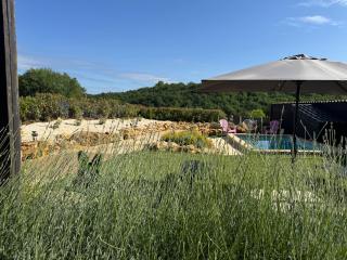 Le 007 Refuge -Rurale gîte élégant piscine privée - Queyssac - 8