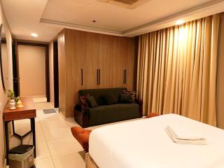 Sky Vista Residences Gold Crest Mall Lahore - 3