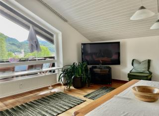 Ferienwohnung mit Balkon und Hochfellnblick - 1