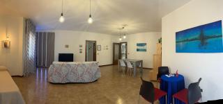 Urban Nest 12 - 7