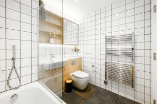 Huge Digbeth Apt Sleeps 8 5bed Free Parking. - 3