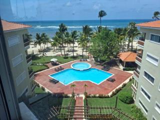 Apartamentos Frente Al Mar Caribe, Playa Juan Dolio, RD - Vistas Francas A La Playa, Artardeceres De Ensueños, Exclusividad Y Seguridad Las 24 horas - Opciones de 2 y 3 Habitaciones - 7