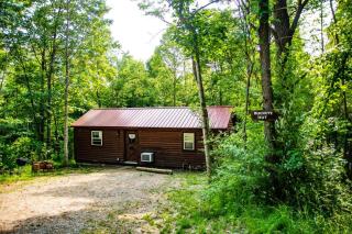 Buckeye Hut at Avenwood Cabins - 1