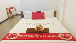 Grand Bay Hotel - 1