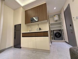 102 JRE apartment with stunning boulevard veiw - 8