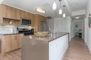 Oceanside 2 Bed 2bath Apt Walk to The Pier - 3