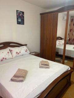 Mekli Guesthouse - 1