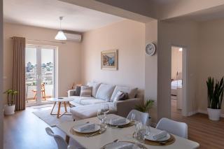 Vila Saraci - Premium Seaview Apartment With Private Parking - 2