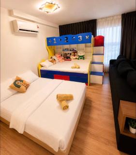 1KLCC View Big TV&sofa KAROKE 3 Bed Room 4 Bed kids play area 9 pax - 3