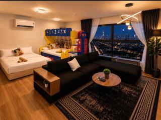 1KLCC View Big TV&sofa KAROKE 3 Bed Room 4 Bed kids play area 9 pax - 2