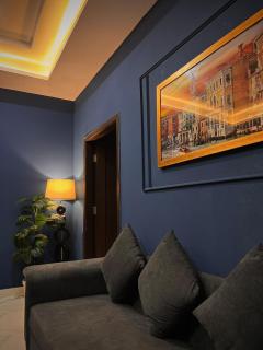 Luxury Cozy Apartment in Bahria - 2