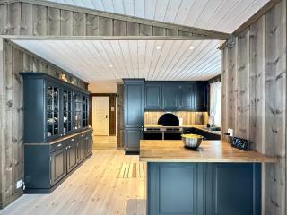 High-standard cabin with jacuzzi & stunning views - 7
