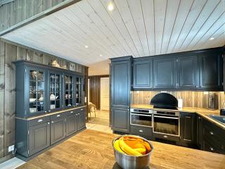 High-standard cabin with jacuzzi & stunning views - 5