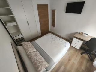 Habitación con balcón centro Bilbao zona artística - 0