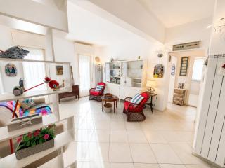 Hostdomus - Sun Apartment - 3