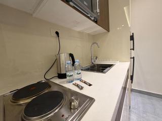 106 JRE apartment with stunning boulevard veiw - 8