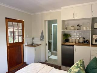 Accommodation 8 Klein Straat Green - 9
