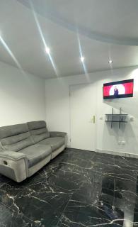 LOGEMENT ENTIER- Netflix- Wifi - 1