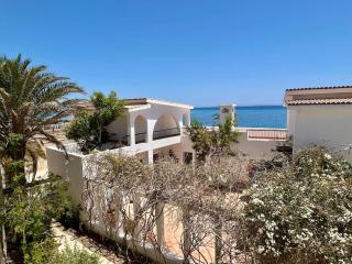 Luxury Villa Private Beach and Pool at Red Sea - 7