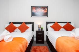 Stylish 2BR Jesmond Stay - Near Metro & FREE Parking! - 9