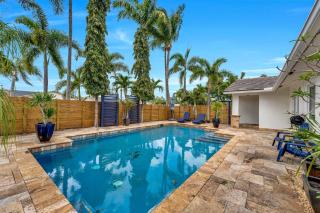 Luxury Pool Villa in Fort Lauderdale Sleeps 7 - 1