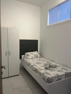 Seafront Room - 8