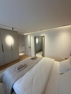 SunnySide Apartment - 5