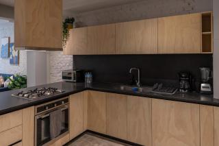 Depa Industrial Patio Interior y Cocina Amplia - 6