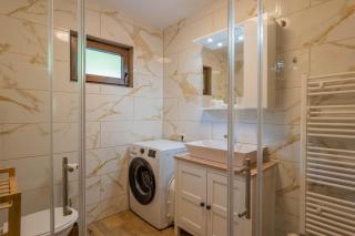 Forest Retreat with Pool & Jacuzzi near Plitvice by Destination GREEN Croatia - 4