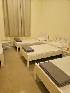 Iman Hostel - 3