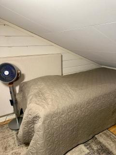 Hills Cottage - 8
