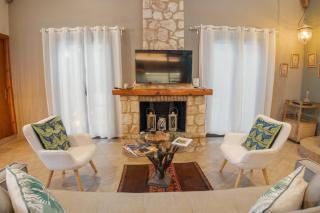 The Walnut Tree villa with private pool 10 mins drive from the beach - 6