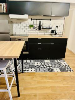 Grand studio moderne à 1,6km du marché - 1