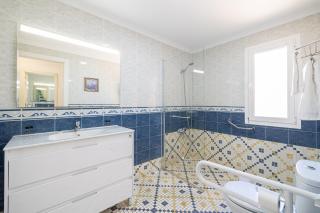 Holidays2Malaga Pedregalejo Terrace 150 mts beach - 2