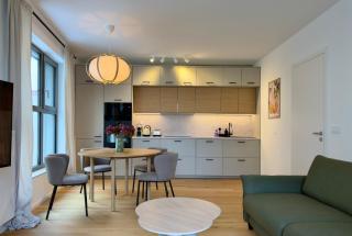 Baker House Apartments - Free Private Parking - 5