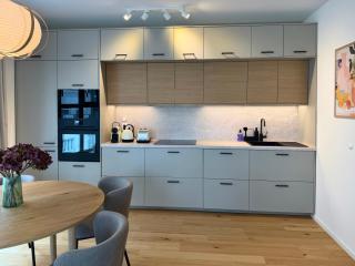 Baker House Apartments - Free Private Parking - 4