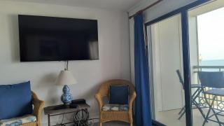 Edgewater House - 1