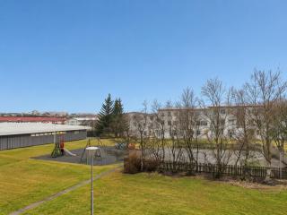 Cozy Apartment near downtown Reykjavík - 1