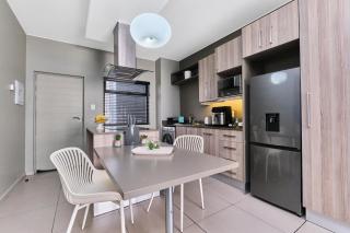 Rivonia Retreat 1Bedroom Apartment - 2
