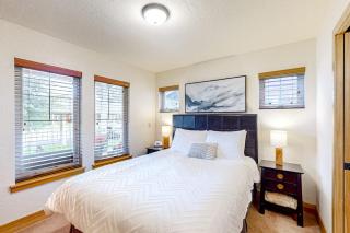 Serenity Bungalow - 1